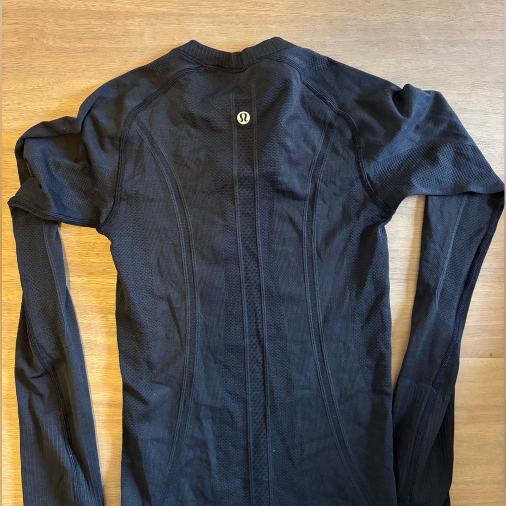 Lululemon Swiftly Tech Long Sleeve Black